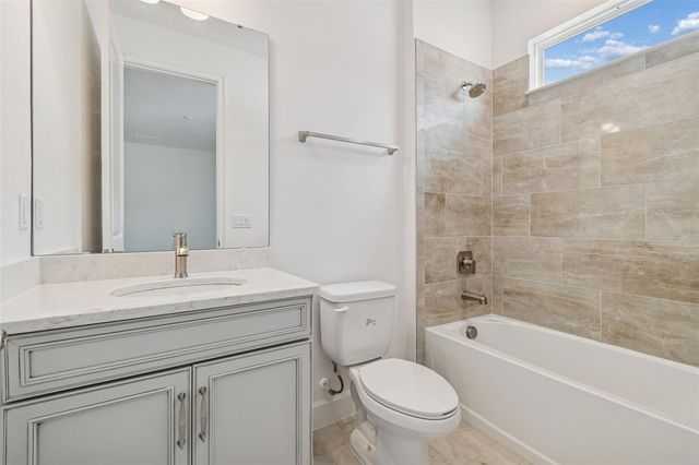 958 SIGNET DRIVE, Apollo Beach, FL 33572