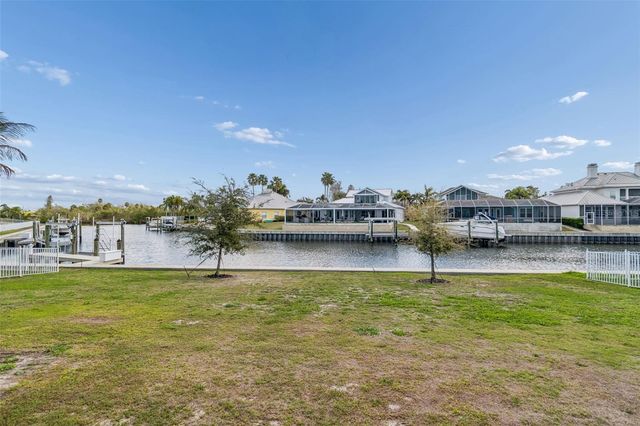 958 SIGNET DRIVE, Apollo Beach, FL 33572