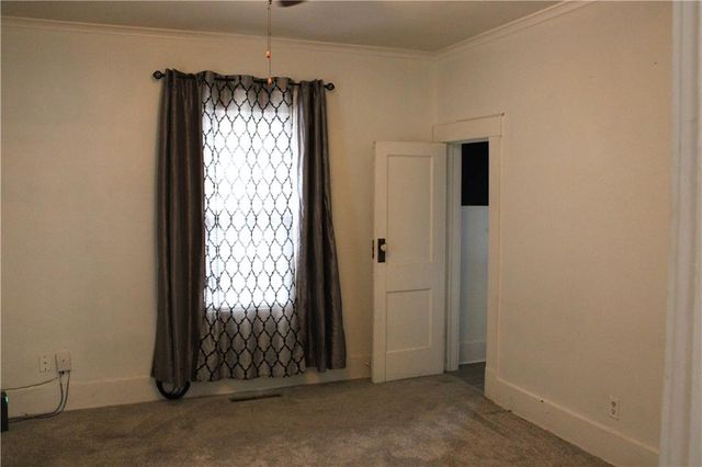 4075 Parkview Drive, Frontenac, KS 66763