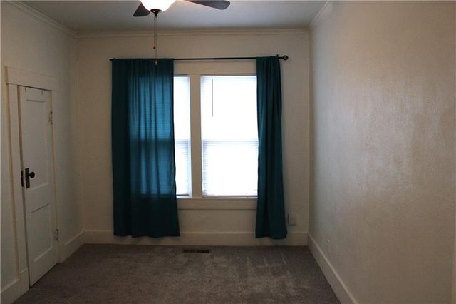 4075 Parkview Drive, Frontenac, KS 66763