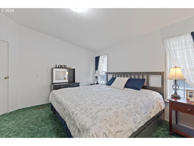 32935 Sw OAKVIEW Ct, Cornelius, OR 97113