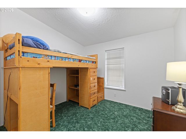 32935 Sw OAKVIEW Ct, Cornelius, OR 97113