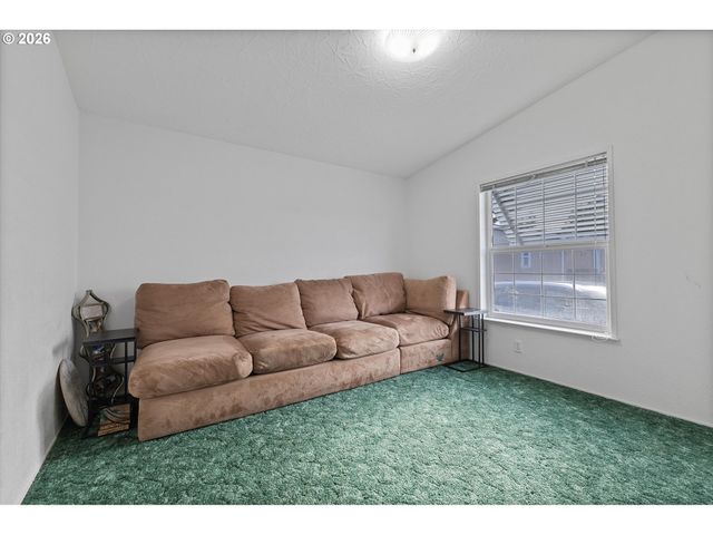 32935 Sw OAKVIEW Ct, Cornelius, OR 97113