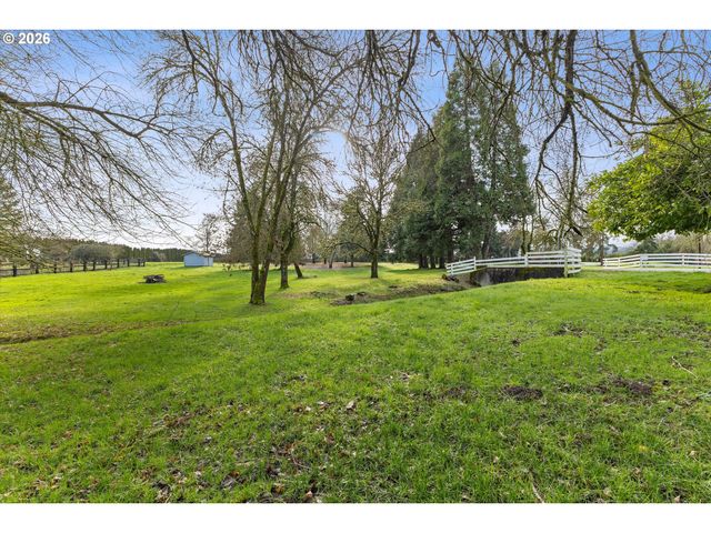 32935 Sw OAKVIEW Ct, Cornelius, OR 97113