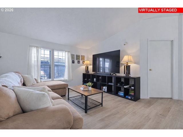 32935 Sw OAKVIEW Ct, Cornelius, OR 97113