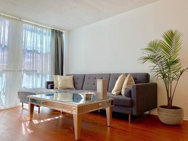 851 Three Islands Blvd 308, Hallandale Beach, FL 33009