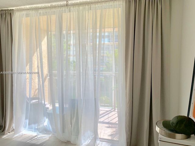 851 Three Islands Blvd 308, Hallandale Beach, FL 33009