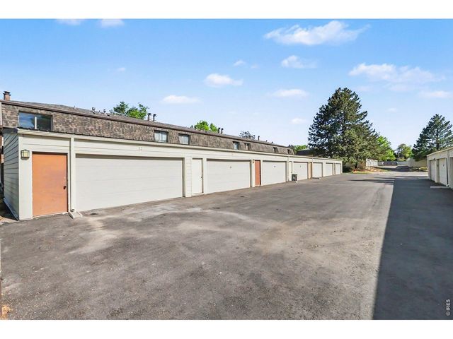 2701 W 19th St Dr 12, Greeley, CO 80634