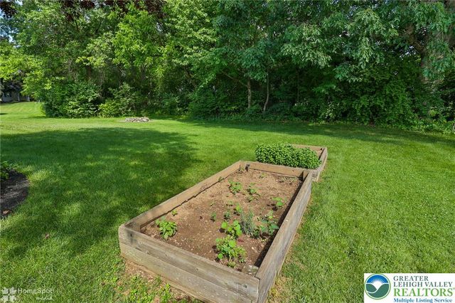 235 Hopewell Drive, Upper Macungie Twp, PA 18104