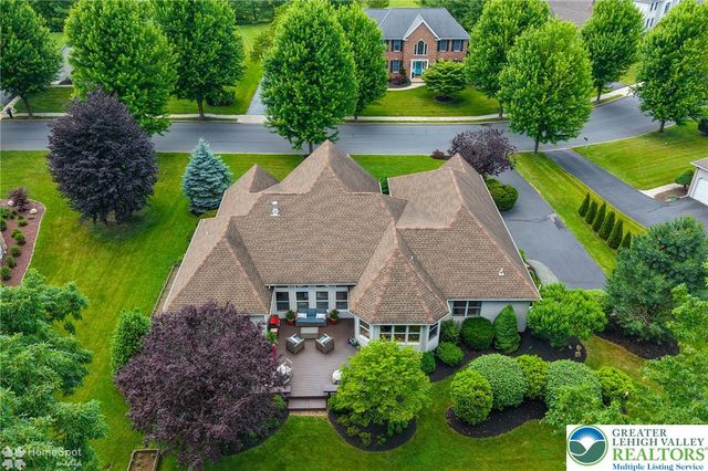 235 Hopewell Drive, Upper Macungie Twp, PA 18104