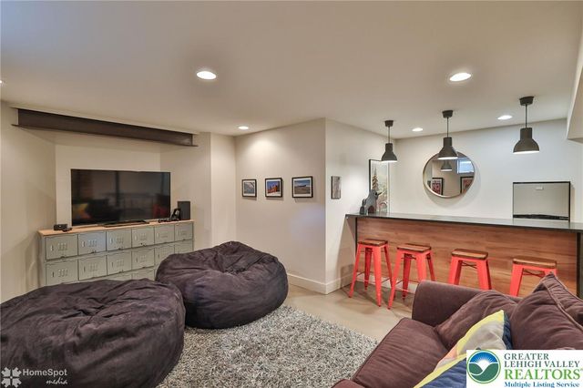 235 Hopewell Drive, Upper Macungie Twp, PA 18104