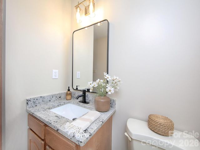 182 Calvin Street, Troutman, NC 28166