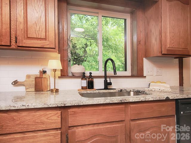 182 Calvin Street, Troutman, NC 28166