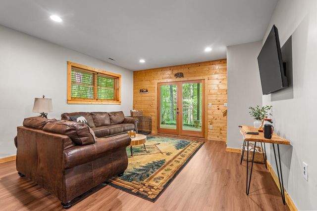 63 Bushy Head Road, Cherry Log, GA 30522