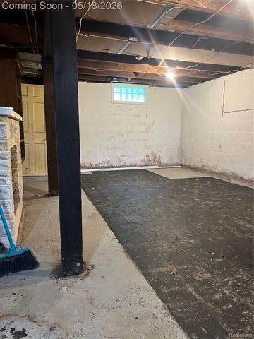701 ALVORD Avenue, Flint, MI 48507