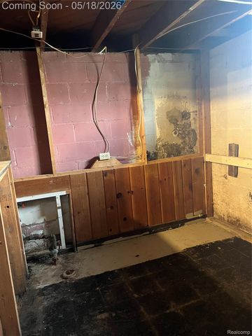 701 ALVORD Avenue, Flint, MI 48507