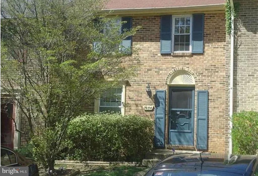 7054 LEEWOOD FOREST DR, Springfield, VA 22151