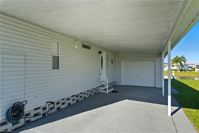 276 Lakeside DR, North Fort Myers, FL 33903