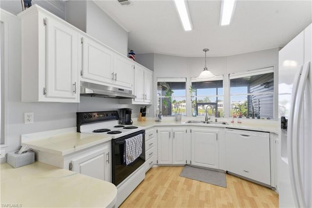 276 Lakeside DR, North Fort Myers, FL 33903