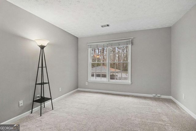 1405 Oakridge Circle, Decatur, GA 30033