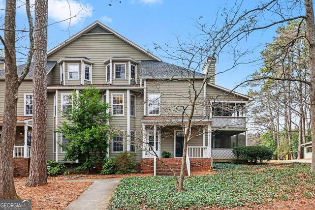1405 Oakridge Circle, Decatur, GA 30033