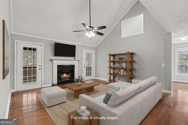 1405 Oakridge Circle, Decatur, GA 30033