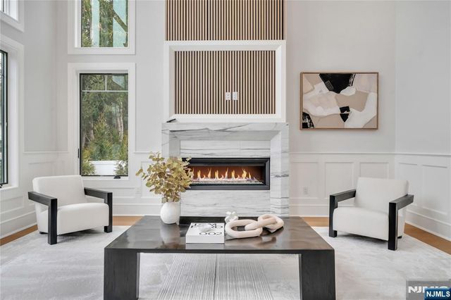 7 Central Avenue, Demarest, NJ 07627