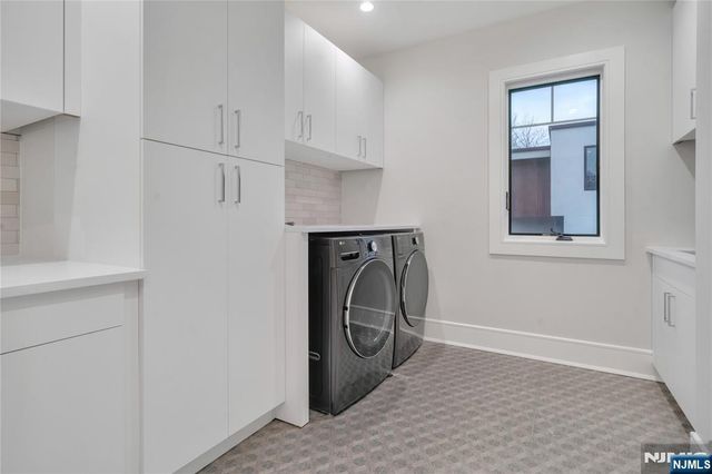 7 Central Avenue, Demarest, NJ 07627