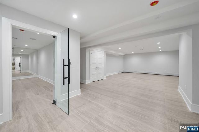 7 Central Avenue, Demarest, NJ 07627