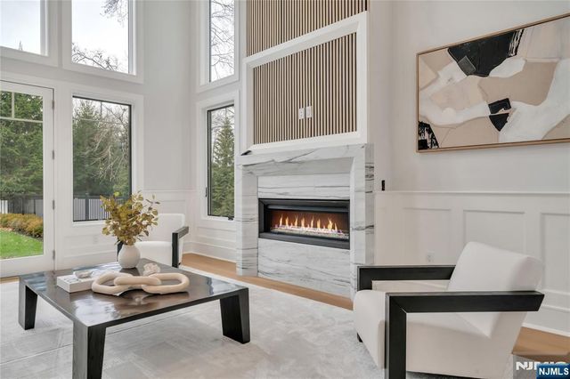 7 Central Avenue, Demarest, NJ 07627