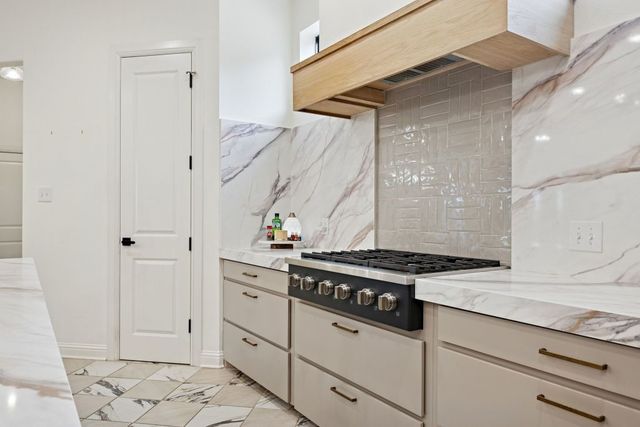 2157 Lookout Court, Hurst, TX 76054