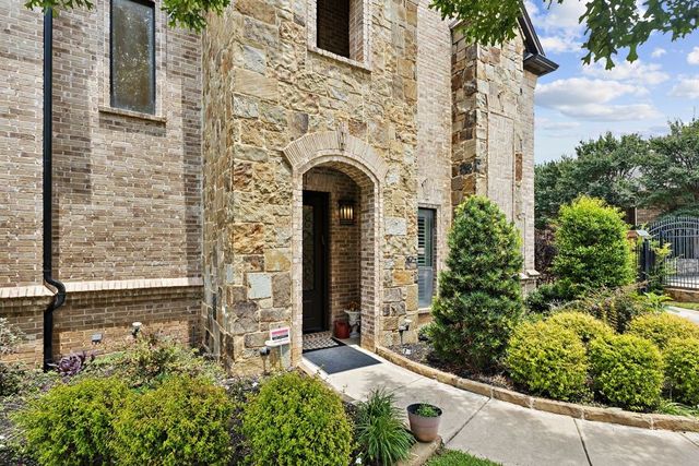 2157 Lookout Court, Hurst, TX 76054