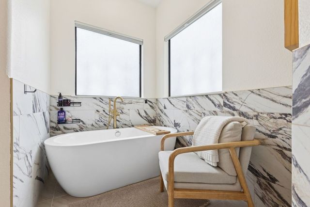 2157 Lookout Court, Hurst, TX 76054