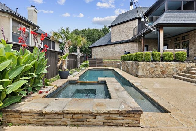 2157 Lookout Court, Hurst, TX 76054