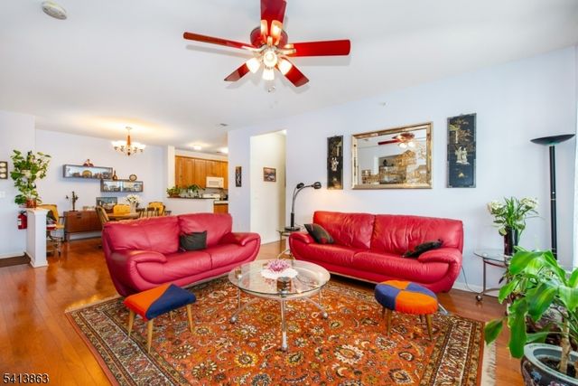 9 Cliff Rd D3, Woodland Park, NJ 07424