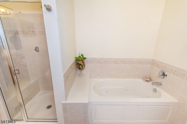 9 Cliff Rd D3, Woodland Park, NJ 07424