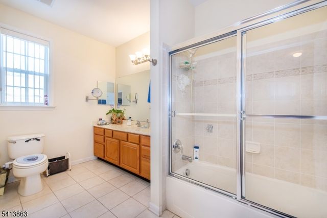 9 Cliff Rd D3, Woodland Park, NJ 07424