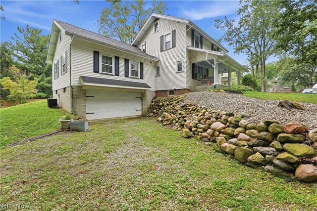 4128 Princeton Avenue NW, Massillon, OH 44646