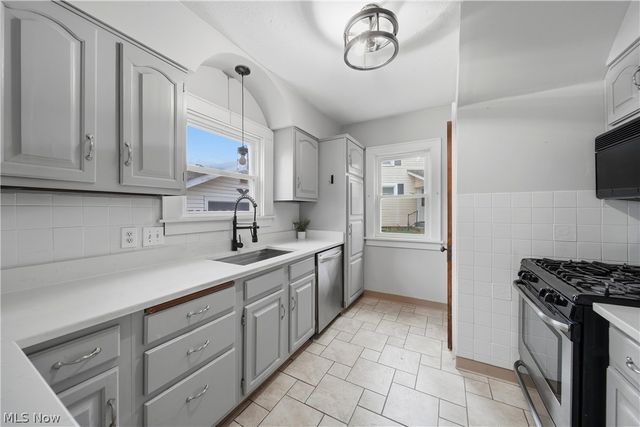 4128 Princeton Avenue NW, Massillon, OH 44646