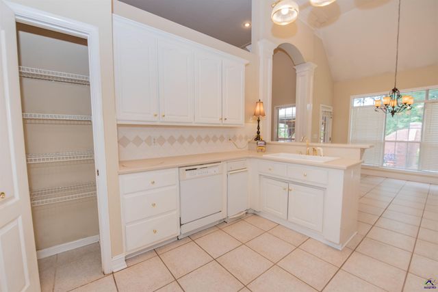 107 Arbor Lane, Centerville, GA 31028