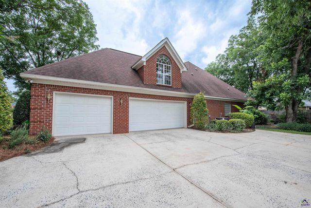 107 Arbor Lane, Centerville, GA 31028