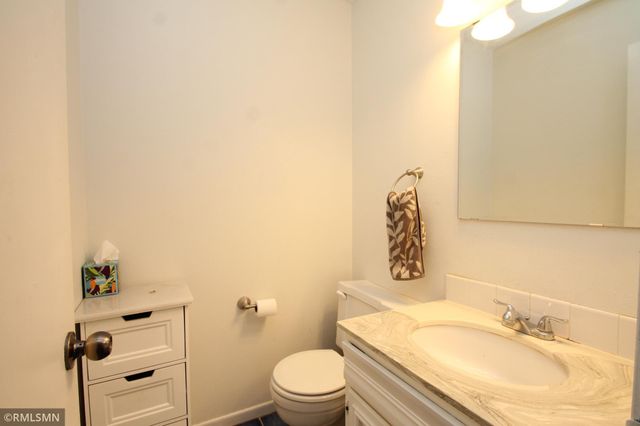 2543 Unity Avenue N, Golden Valley, MN 55422