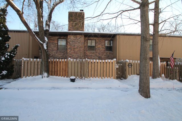 2543 Unity Avenue N, Golden Valley, MN 55422