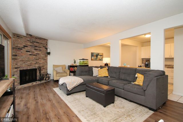 2543 Unity Avenue N, Golden Valley, MN 55422