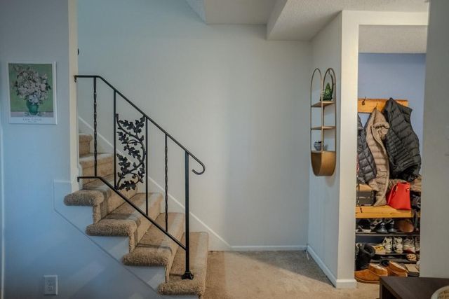 2543 Unity Avenue N, Golden Valley, MN 55422