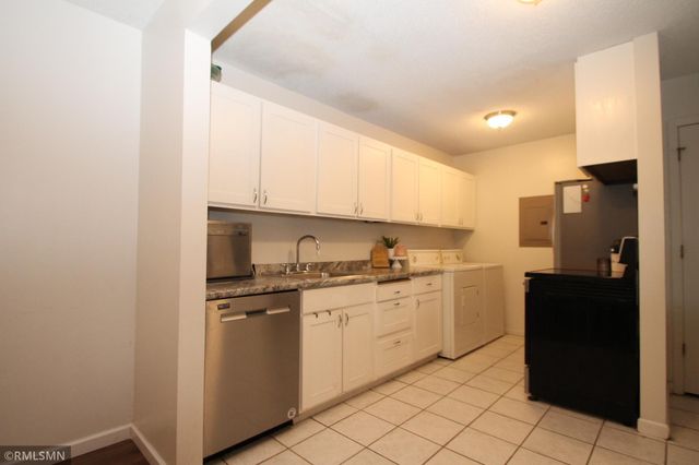 2543 Unity Avenue N, Golden Valley, MN 55422