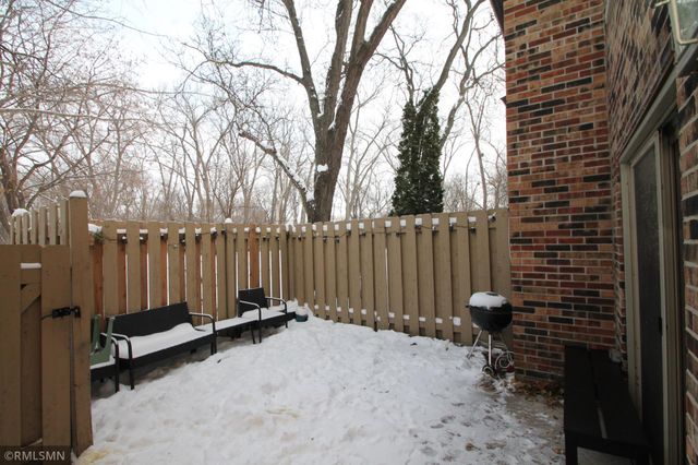 2543 Unity Avenue N, Golden Valley, MN 55422