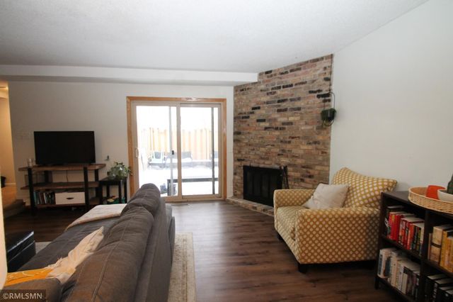 2543 Unity Avenue N, Golden Valley, MN 55422