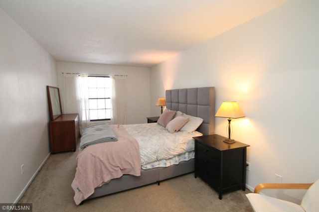 2543 Unity Avenue N, Golden Valley, MN 55422