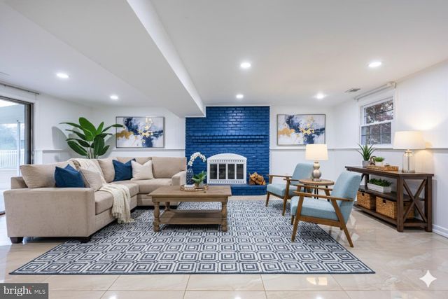 24 WESTBURY DR, Cherry Hill, NJ 08003